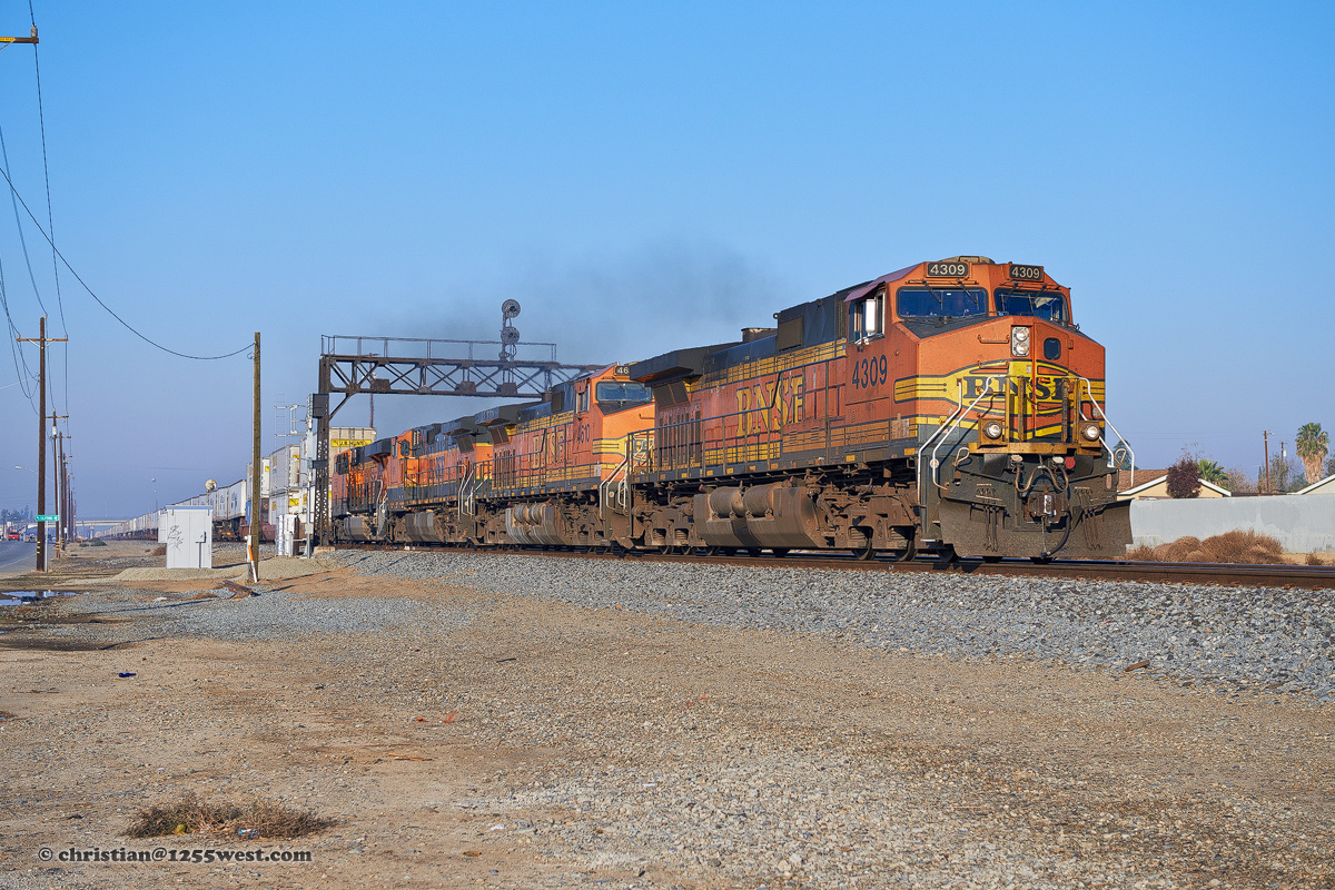 E012457c